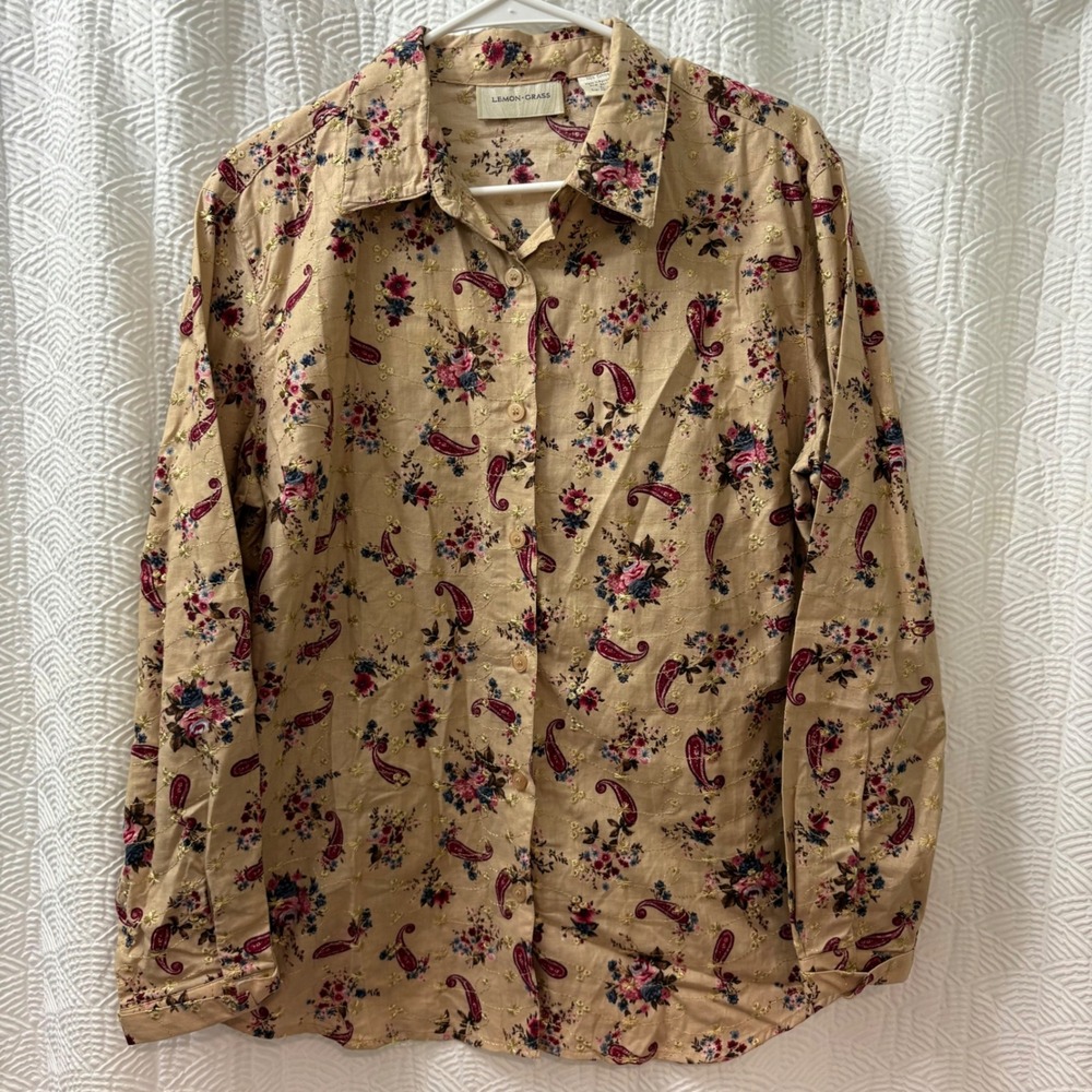 LEMON GRASS Womens‎ Tan Paisley Floral Embroidered Grannycore Button Size L